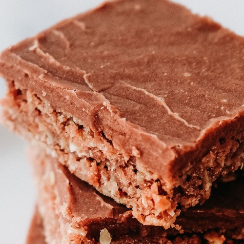 fudge chocolate stacked