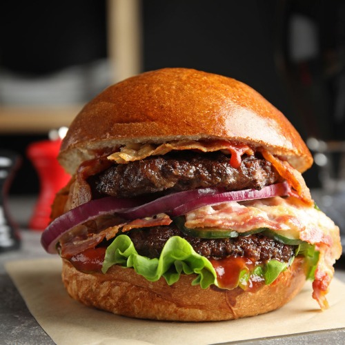 gourmet-burger-made-in-chicago-food-festival