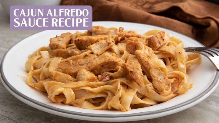Cajun Alfredo Sauce pasta with chicken
