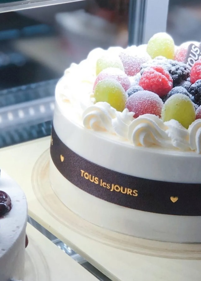 Tous Les Jours cake in Chicago