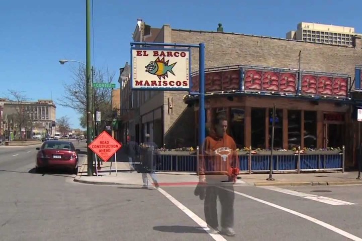 El Barco Mariscos restaurant in Chicago