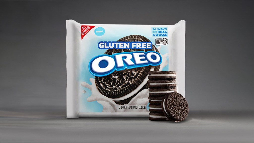 Oreos gluten free cookies on a showroom background