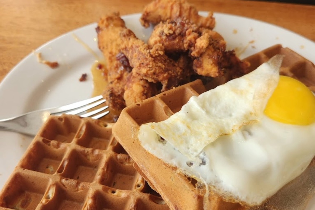 Meli Cafe chicken and waffles