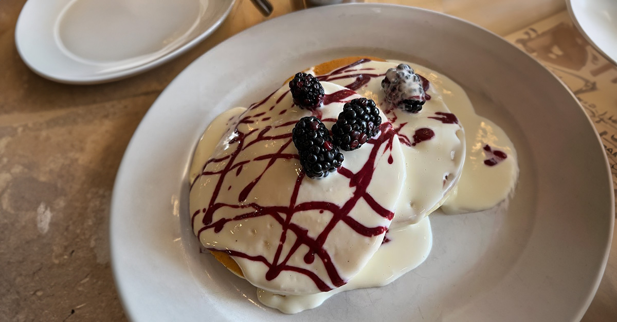 Berry Pancakes at Bongo Room restaurant in West Town Chicago
