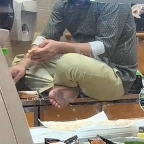 Subway Employee caught barefoot and no gloves